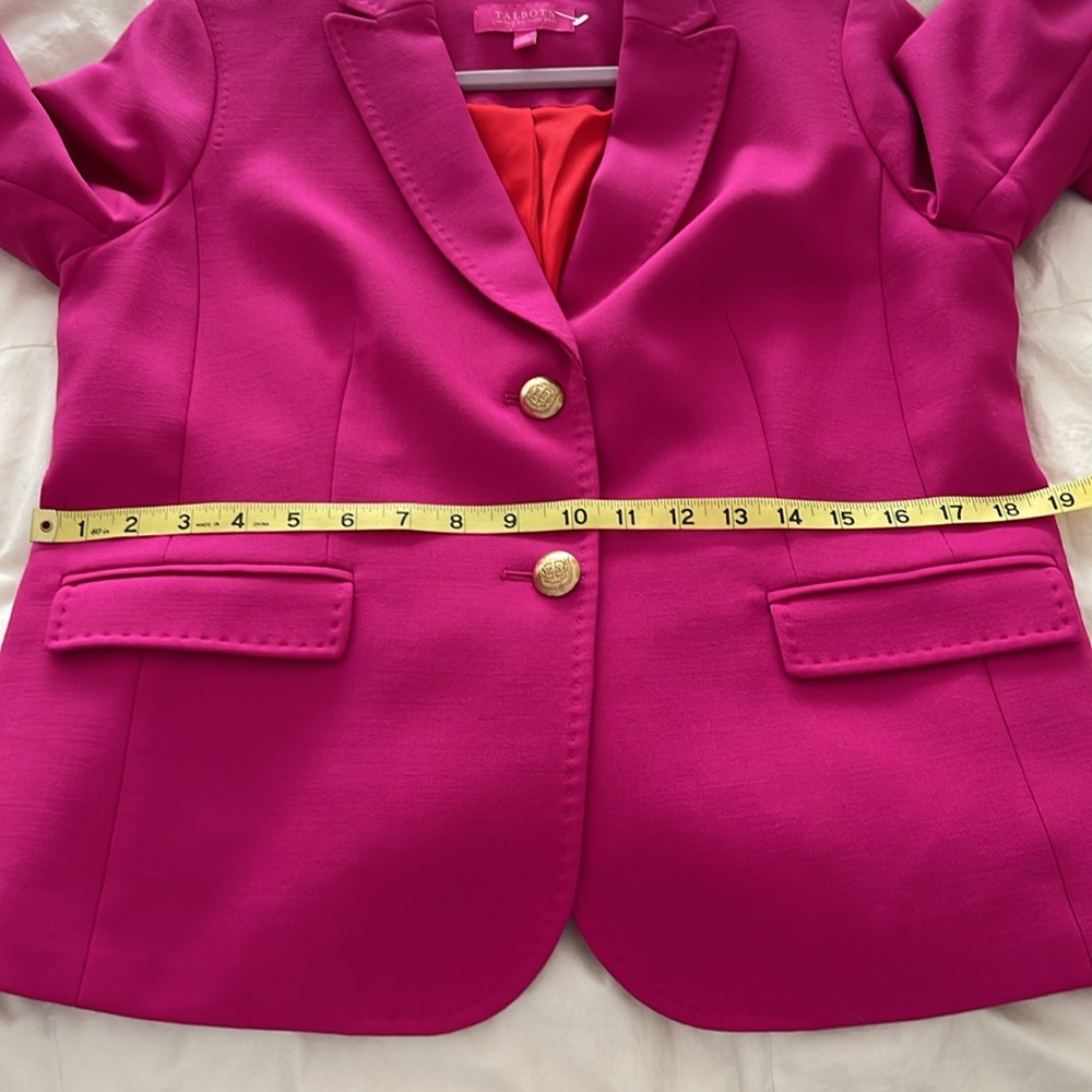 Talbots Limited Edition 2017 Vibrant Pink Wool Blazer w Gold Crest Buttons - Picture 16 of 16
